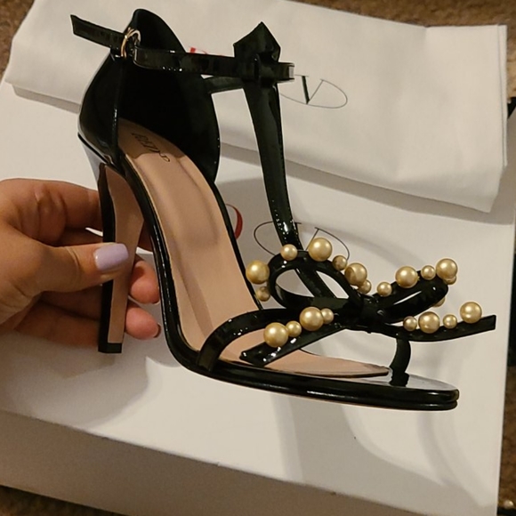 Valentino heels - Picture 2 of 6